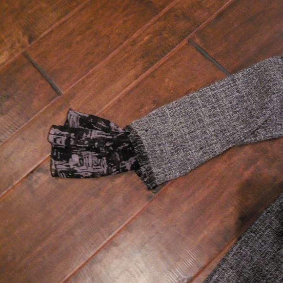 David Meister blazer and skirt set - Picture 4 of 4